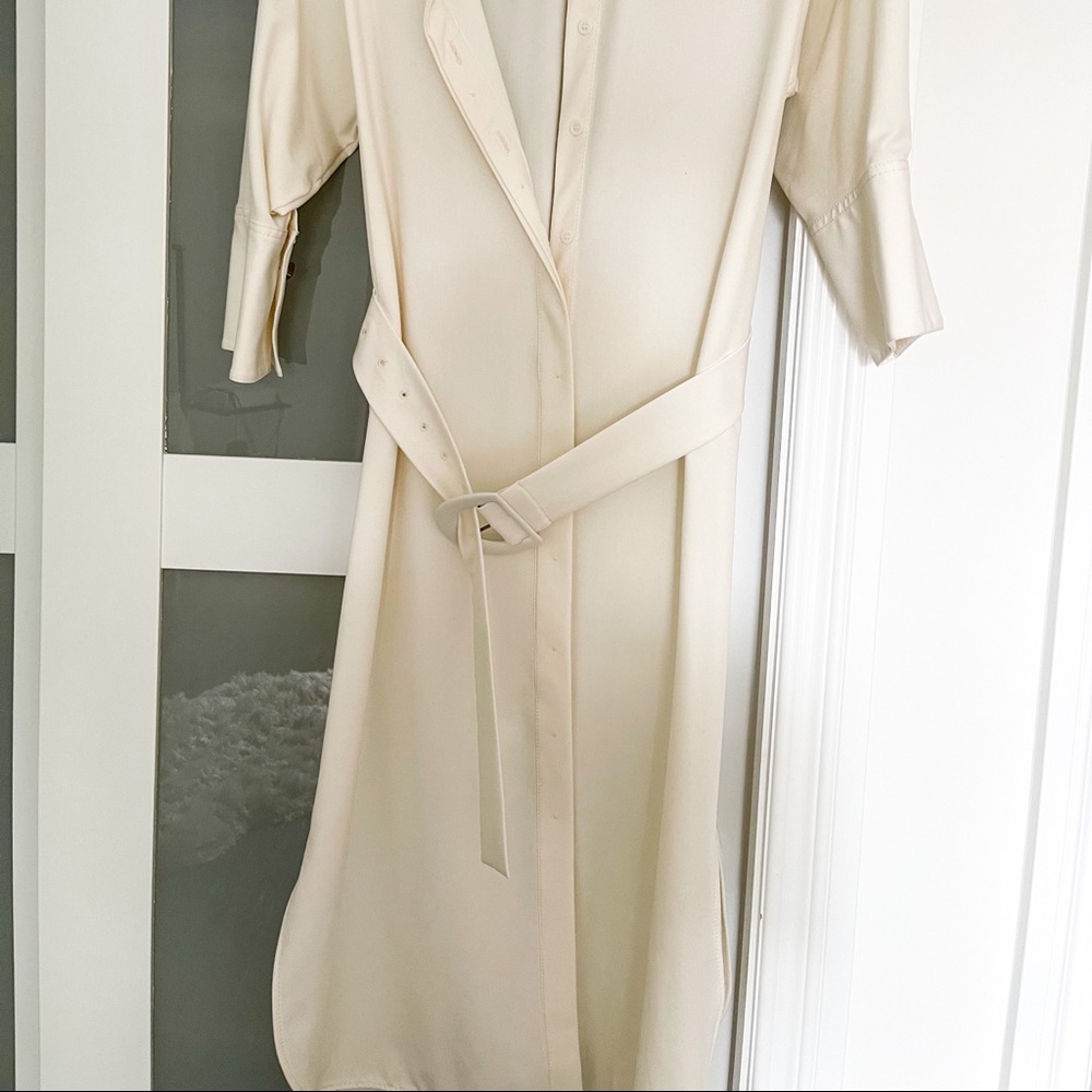 New never worn Zara shirt dress with belt off white